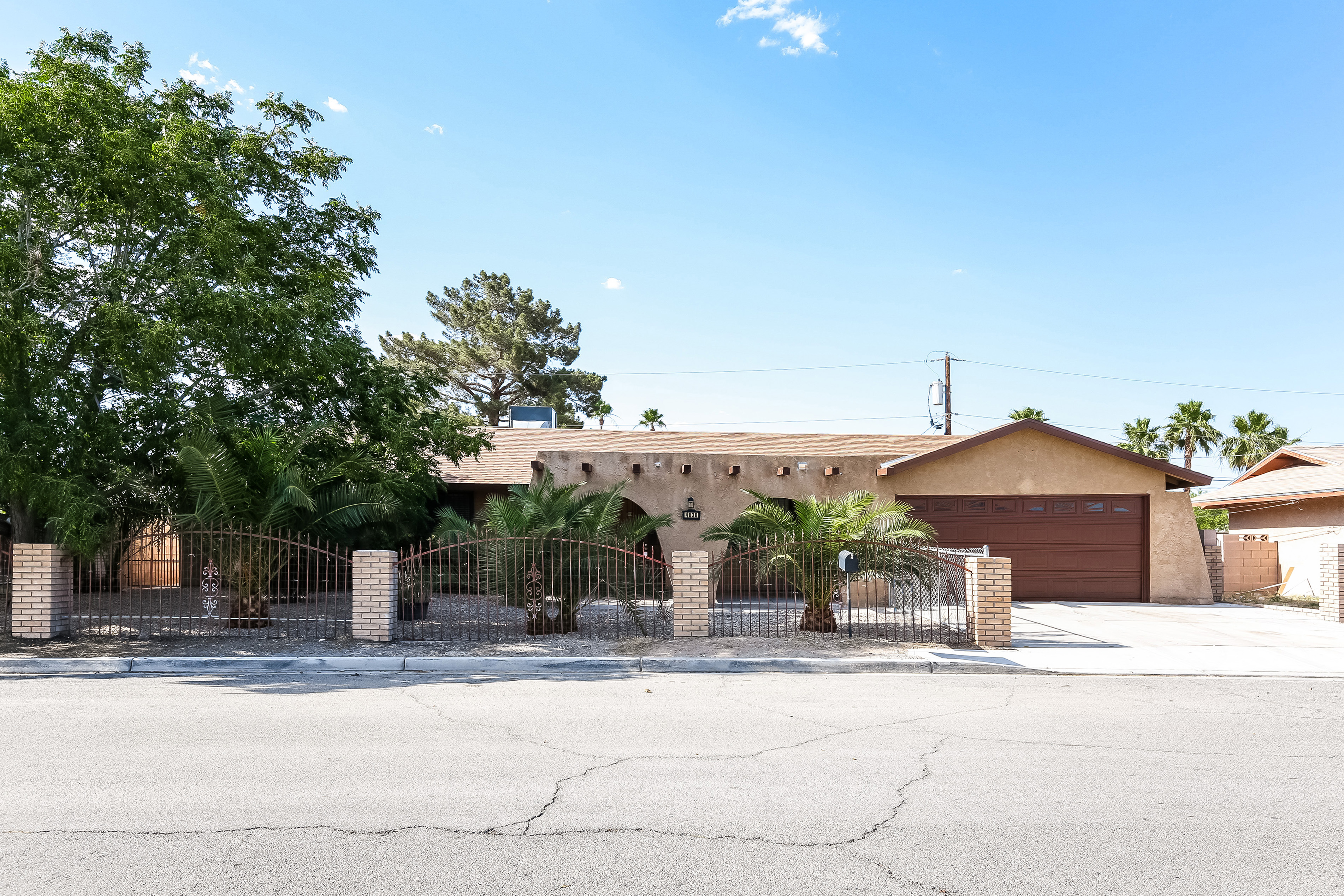 4838 Welter Ave Las Vegas, NV 89104